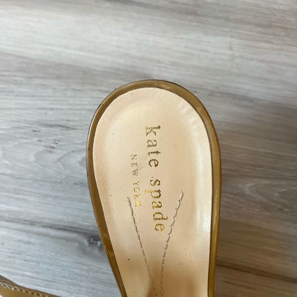 Kate Spade Tan Patent Leather Heels - Picture 3 of 11